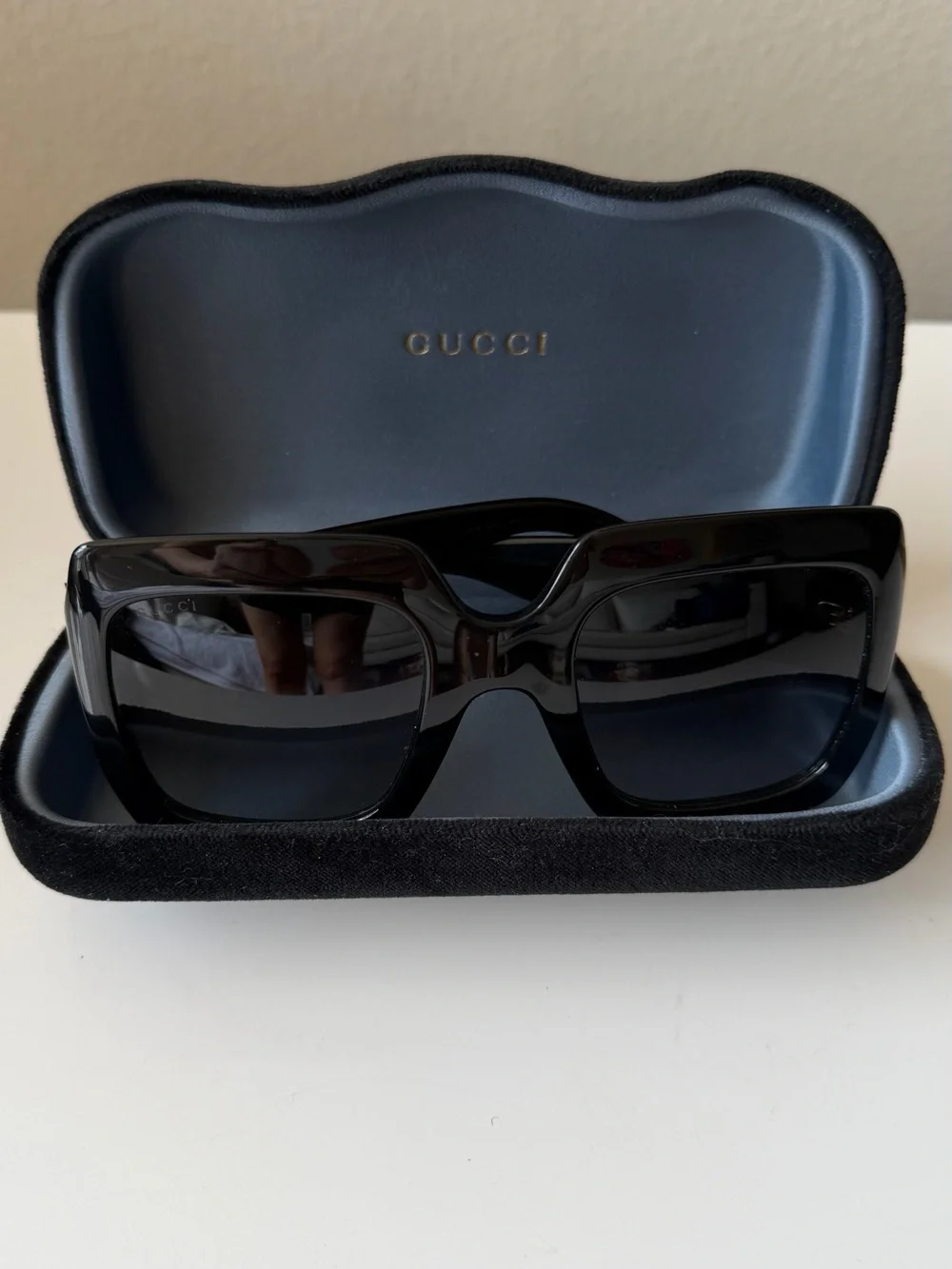 Gucci Authentic‎ Black Oversized Square Sunglasses with Gold GG Emblem